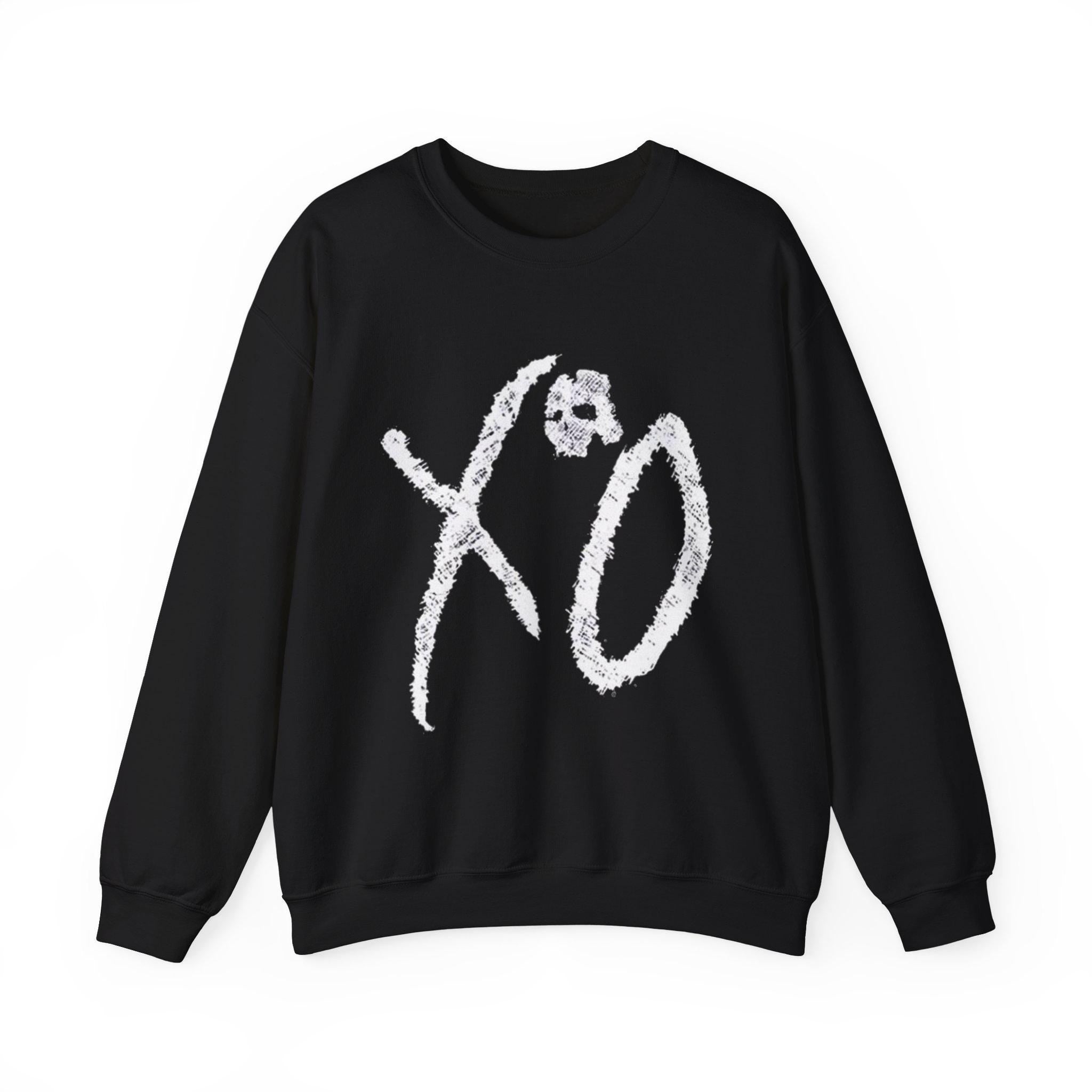 XO Skull Graphic Sweatshirt